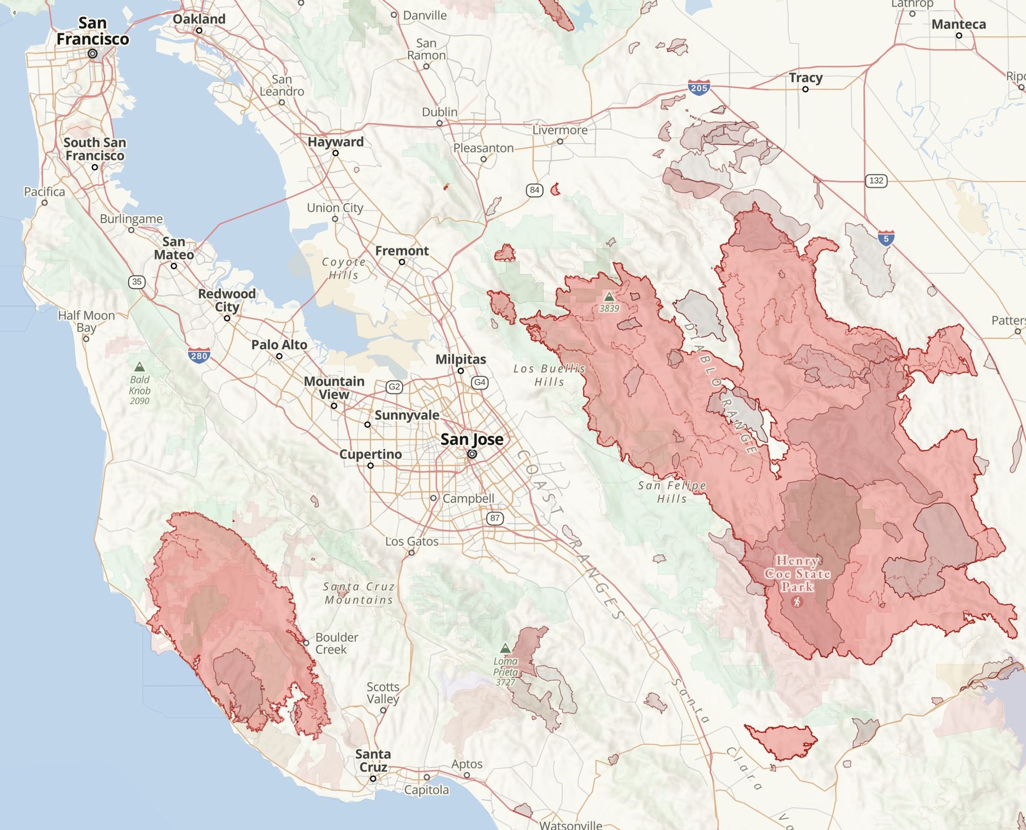 A map showing large burn areas to the east and west of the SF Bay Area. 