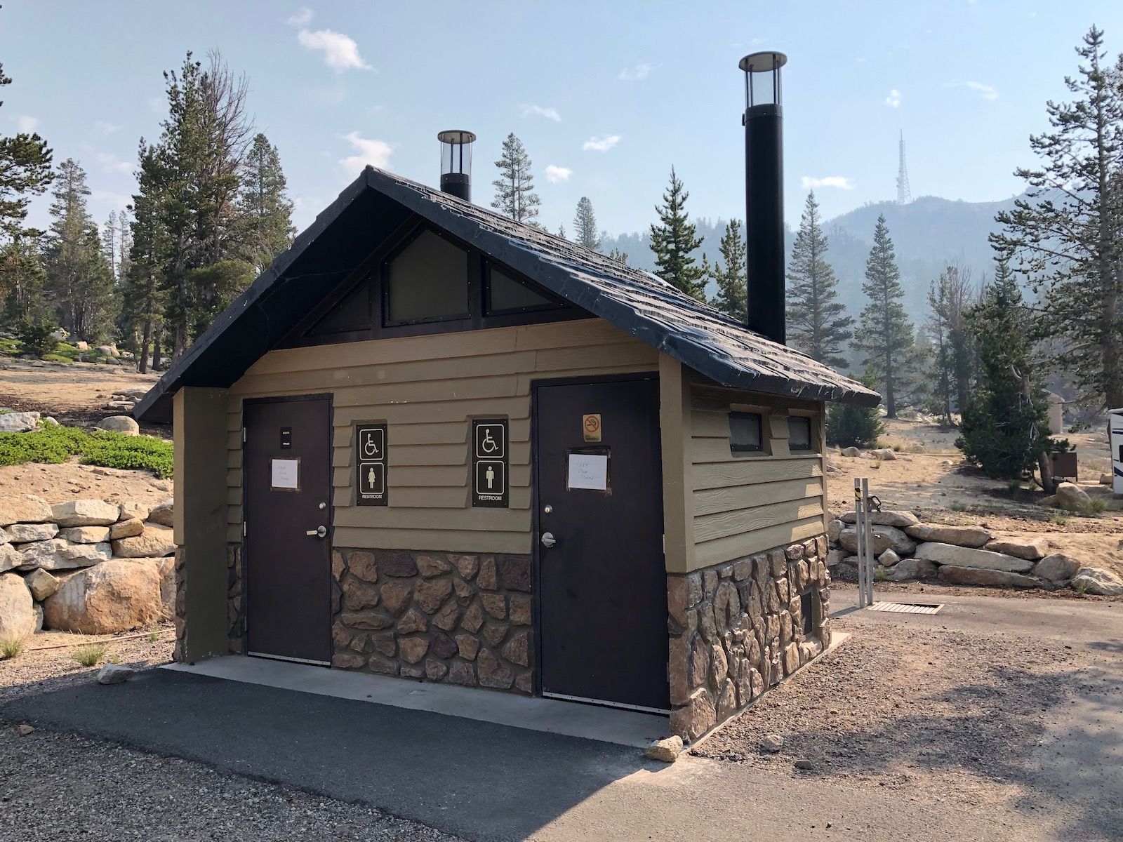 There was a toilet and a trashcan at Mt. Rose campground.