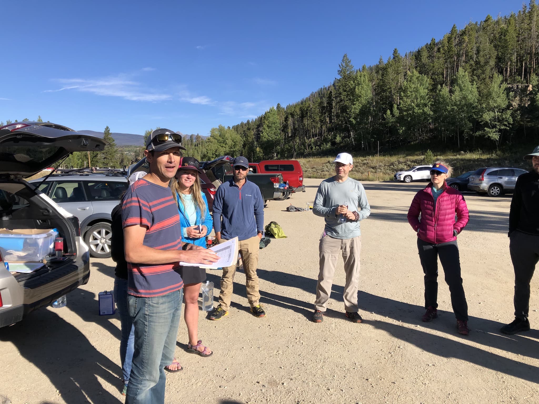 Andrew Skurka explaining the route through Rocky Mountain National Park to a group of hikers.